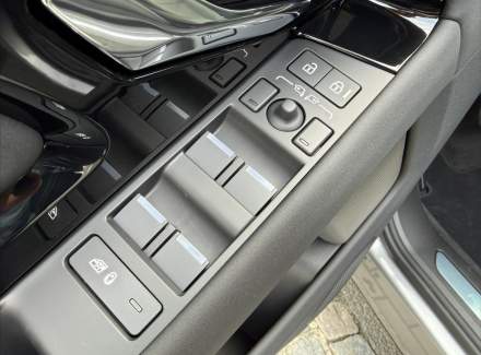 Land Rover - Range Rover Evoque