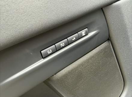 Land Rover - Range Rover Evoque