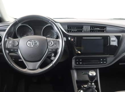 Toyota - Auris