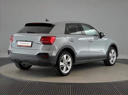 Audi - Q2