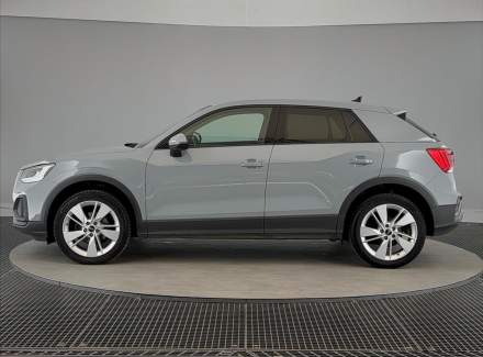 Audi - Q2