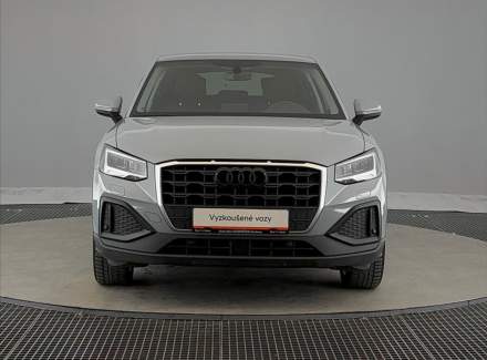 Audi - Q2