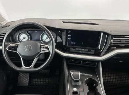 Volkswagen - Touareg