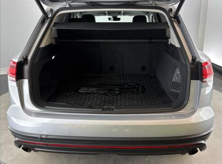 Volkswagen - Touareg