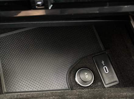 Volkswagen - Touareg