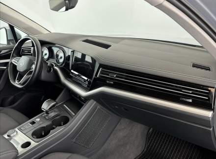 Volkswagen - Touareg