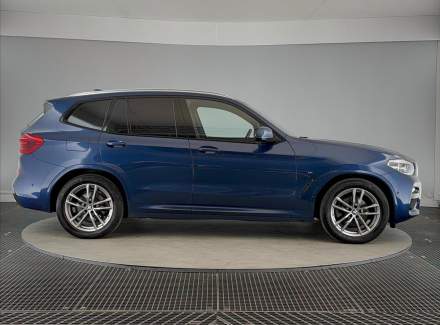 BMW - X3