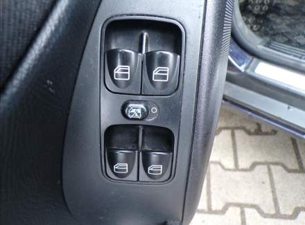 Mercedes-Benz - C-class