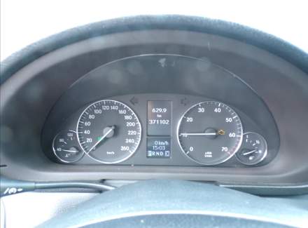 Mercedes-Benz - C-class