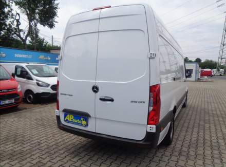 Mercedes-Benz - Sprinter