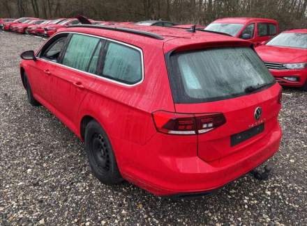 Volkswagen - Passat