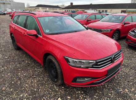 Volkswagen - Passat