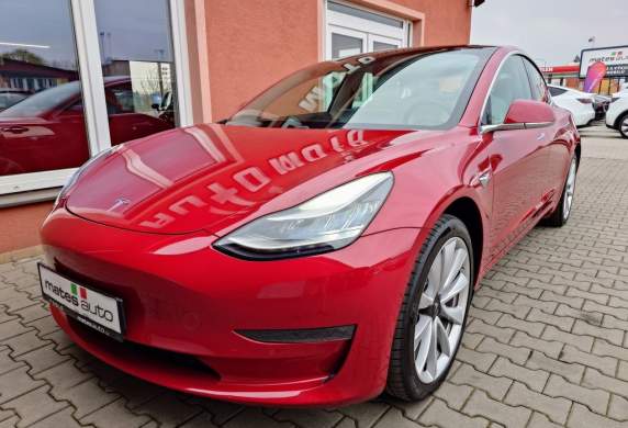 Tesla - Model 3