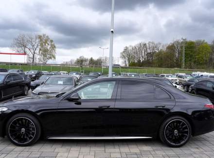 Mercedes-Benz - S-class