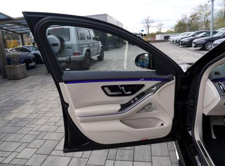 Mercedes-Benz - S-class