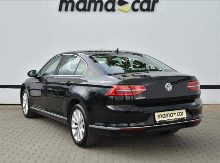 Volkswagen - Passat