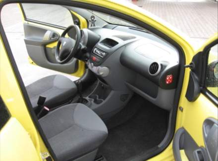 Peugeot - 107