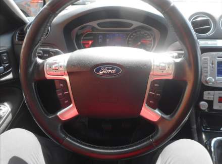Ford - S-MAX