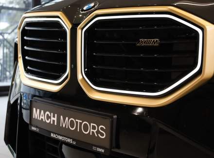 BMW - XM
