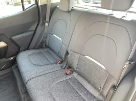 Kia - EV2