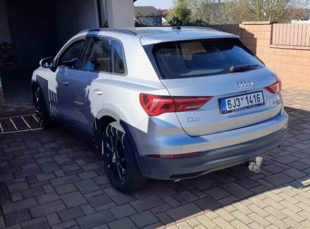 Audi - Q3