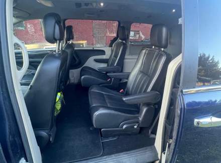 Chrysler - Town & Country