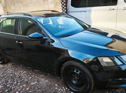 Škoda - Octavia