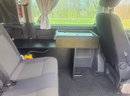 Volkswagen - Caravelle