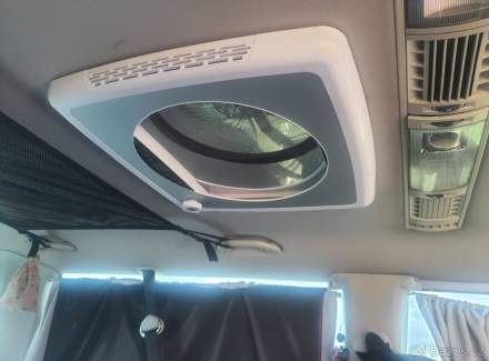 Volkswagen - Caravelle