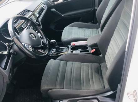 Volkswagen - Touran
