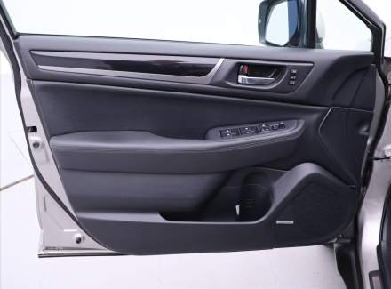 Subaru - Outback