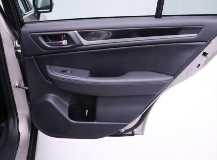 Subaru - Outback