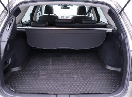 Subaru - Outback