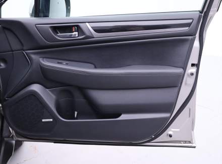 Subaru - Outback
