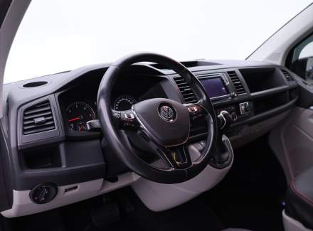 Volkswagen - Caravelle