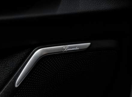 Mercedes-Benz - V-class