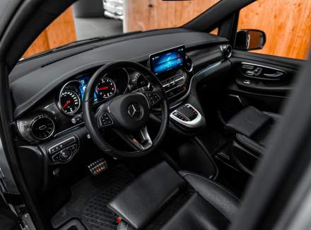 Mercedes-Benz - V-class