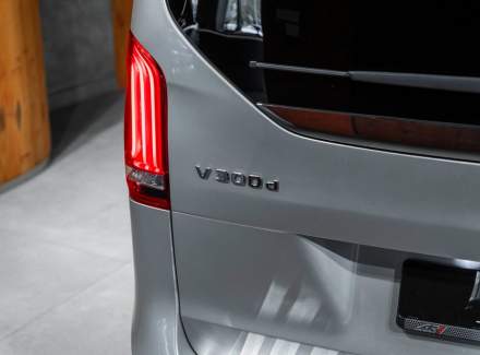 Mercedes-Benz - V-class