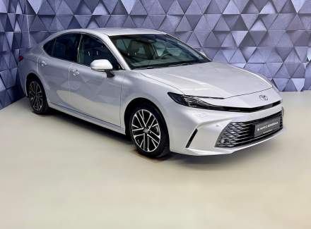 Toyota - Camry