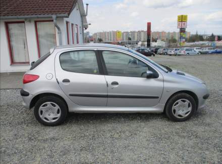 Peugeot - 206