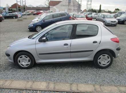 Peugeot - 206