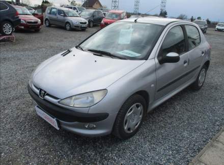 Peugeot - 206