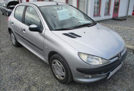 Peugeot - 206