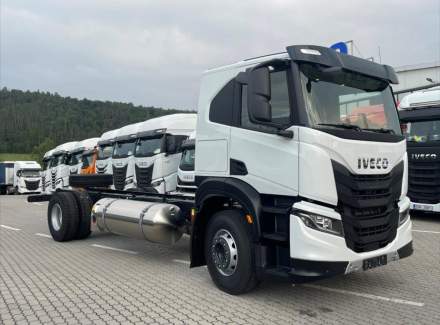 Iveco - S-WAY