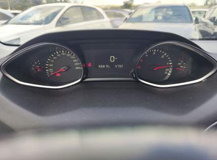 Peugeot - 308
