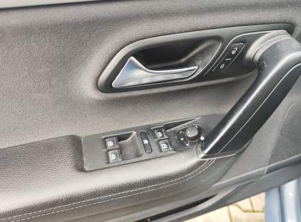 Volkswagen - Passat CC