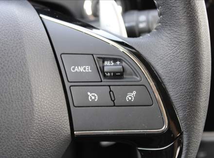 Mitsubishi - Outlander