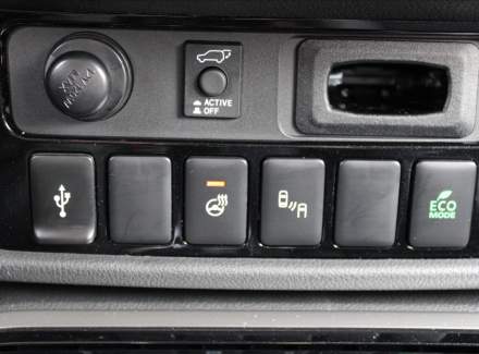 Mitsubishi - Outlander