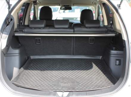 Mitsubishi - Outlander