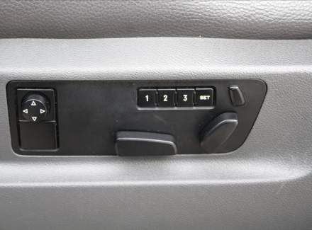 Volkswagen - Touareg